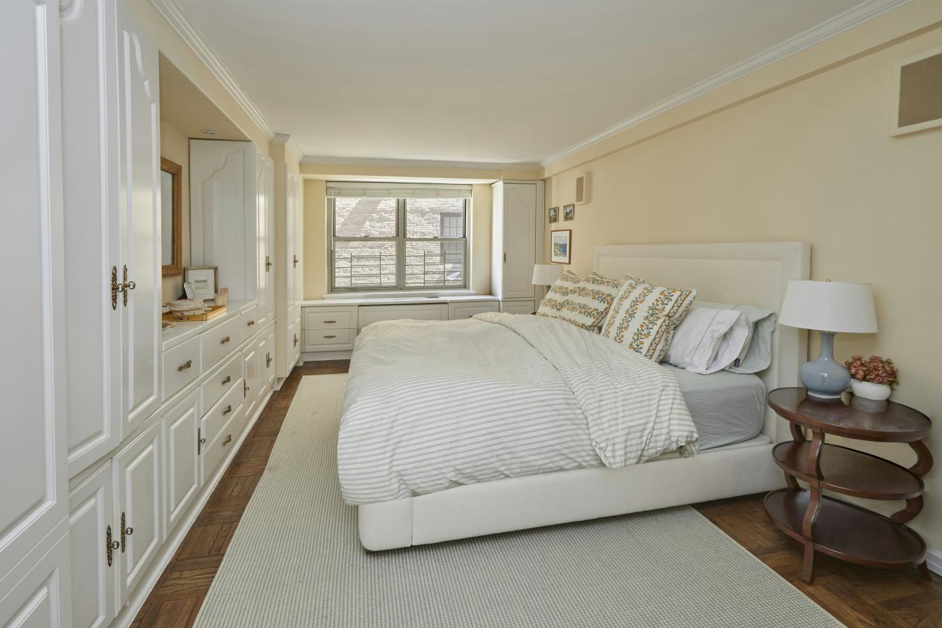 New York, New York, 10128, United States, 2 Bedrooms Bedrooms, ,2 BathroomsBathrooms,Residential,For Sale,2049613