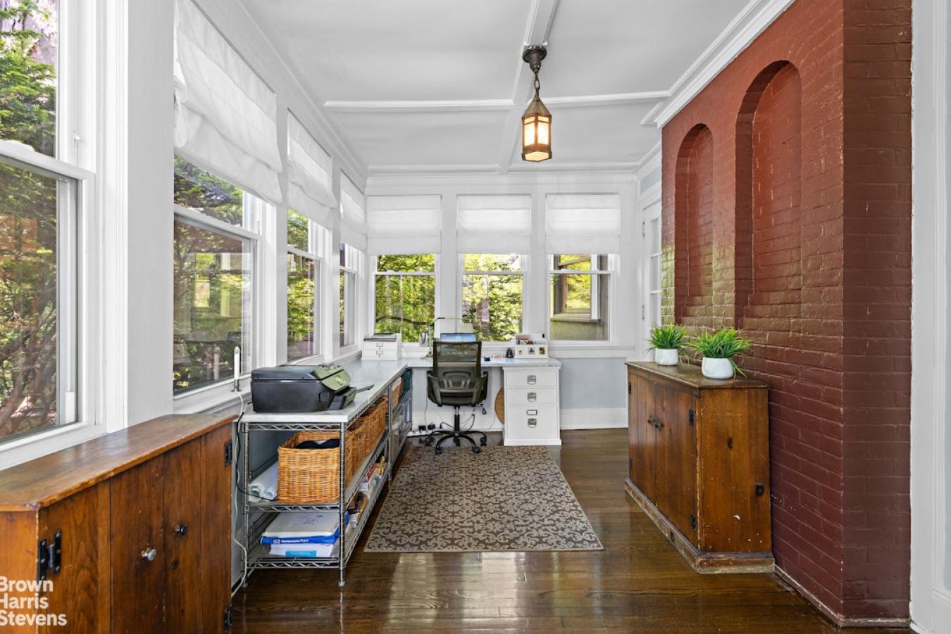 Rutherford, New Jersey, 07070, United States, 6 Bedrooms Bedrooms, ,3 BathroomsBathrooms,Residential,For Sale,2049612