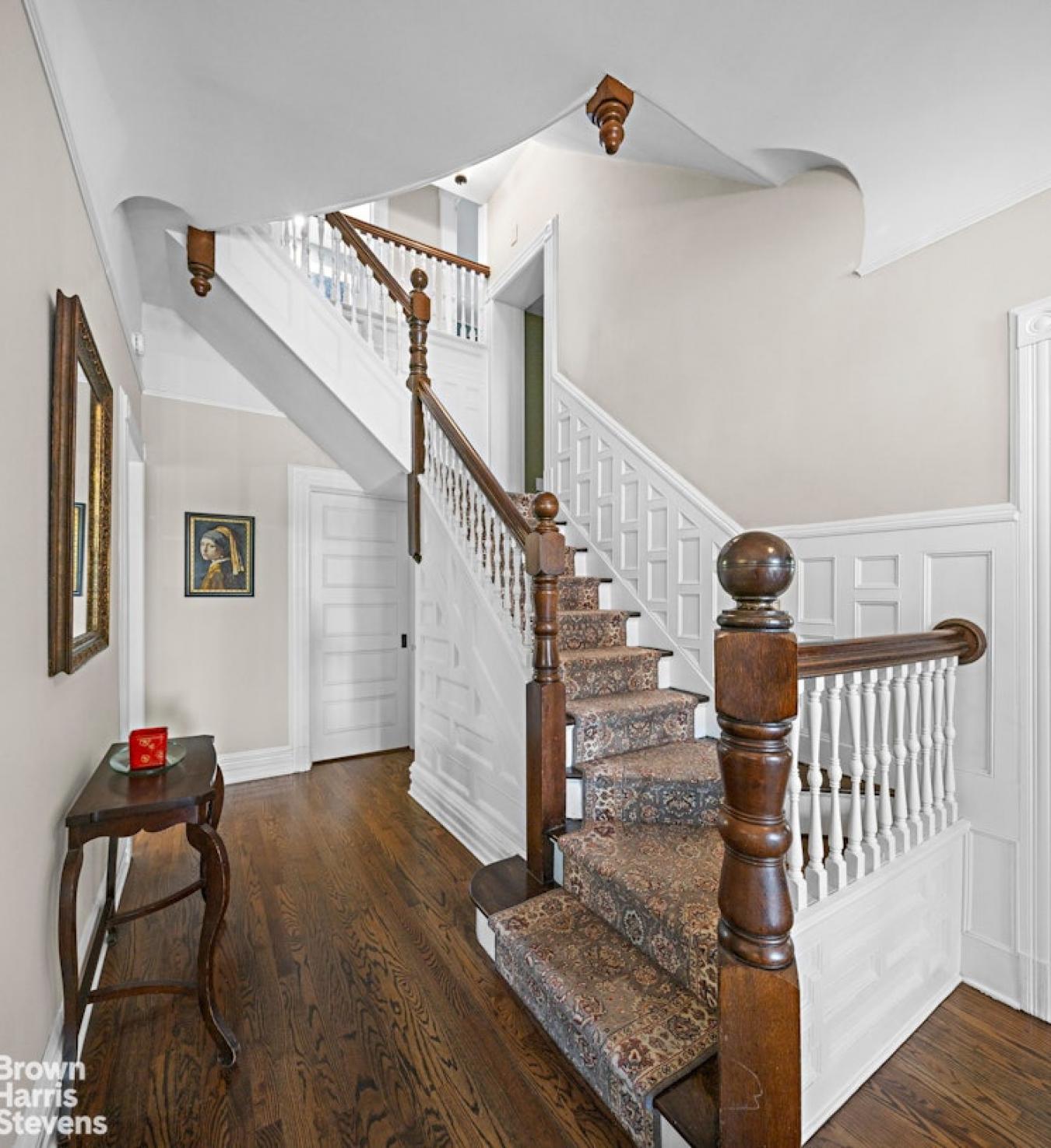 Rutherford, New Jersey, 07070, United States, 6 Bedrooms Bedrooms, ,3 BathroomsBathrooms,Residential,For Sale,2049612