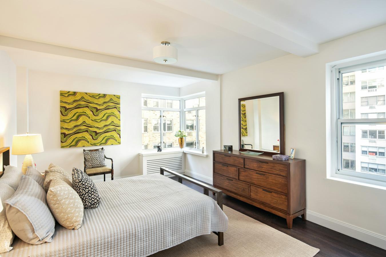 New York, New York, 10075, United States, 2 Bedrooms Bedrooms, ,2 BathroomsBathrooms,Residential,For Sale,2049611