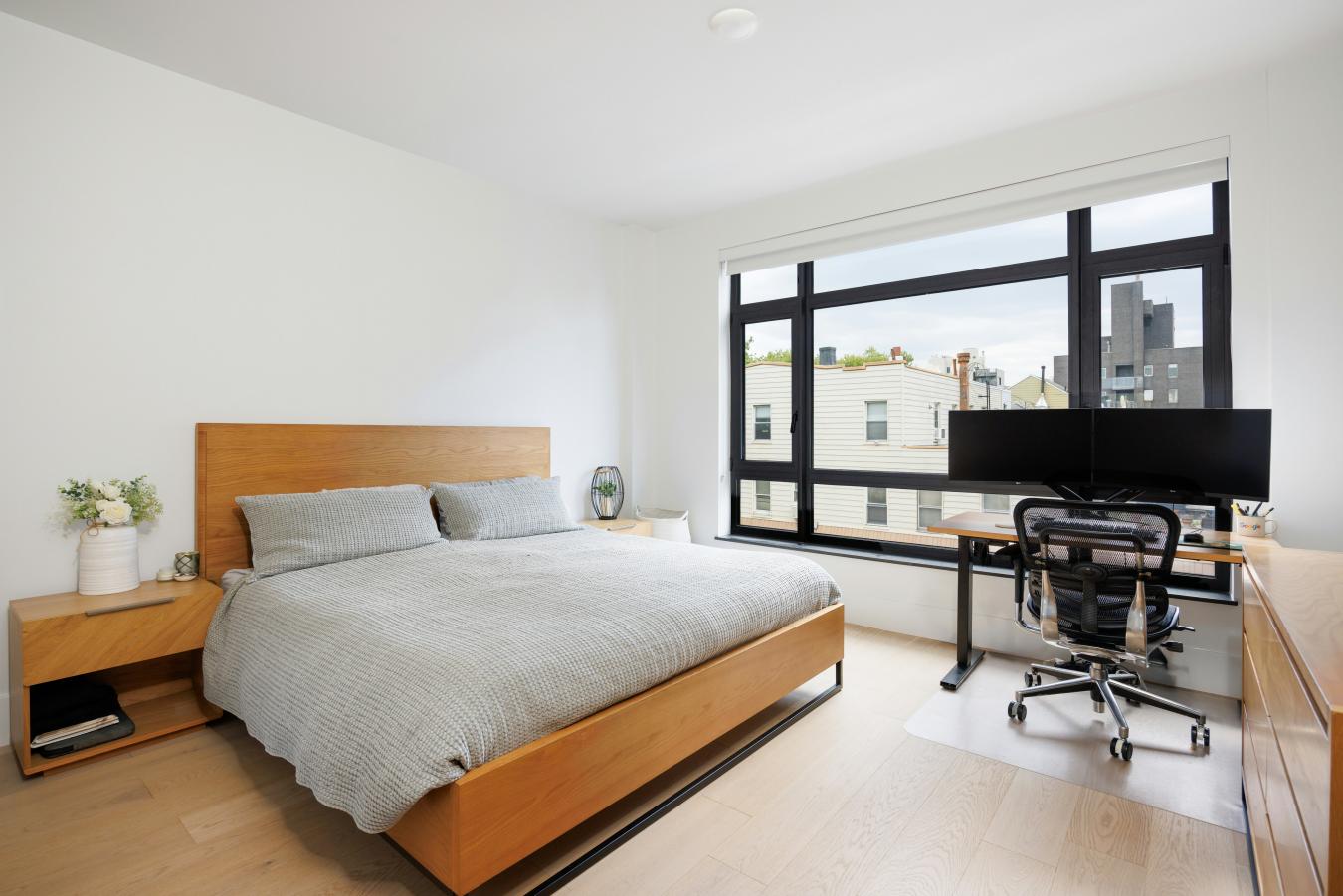 Williamsburg, North side, New York, 11211, United States, 2 Bedrooms Bedrooms, ,2 BathroomsBathrooms,Residential,For Sale,2049609