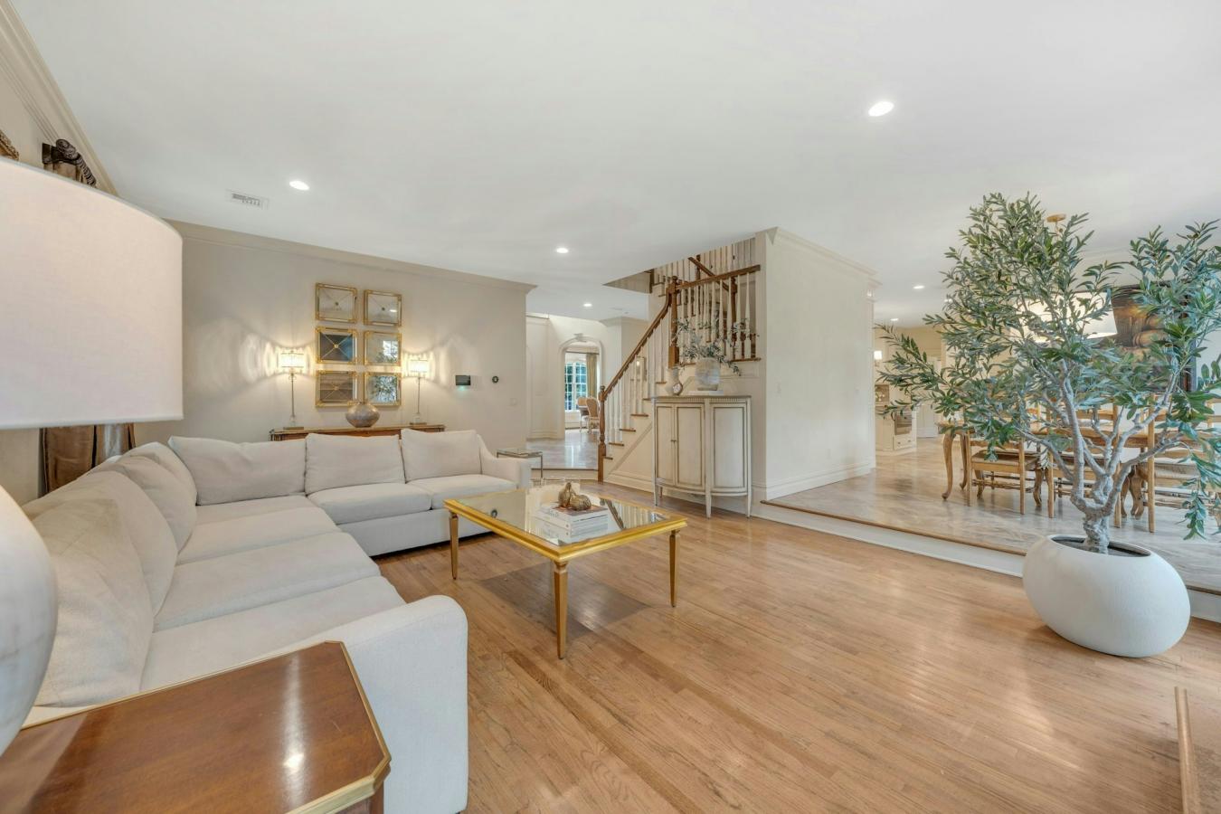 Asbury Park, New Jersey, 07675, United States, 5 Bedrooms Bedrooms, ,3 BathroomsBathrooms,Residential,For Sale,2049608