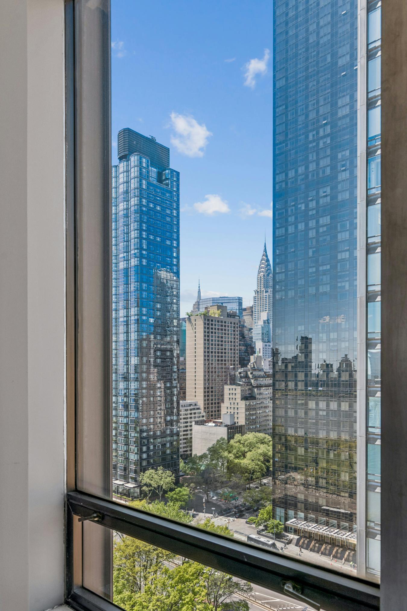 New York, New York, 10017, United States, 2 Bedrooms Bedrooms, ,2 BathroomsBathrooms,Residential,For Sale,2049605