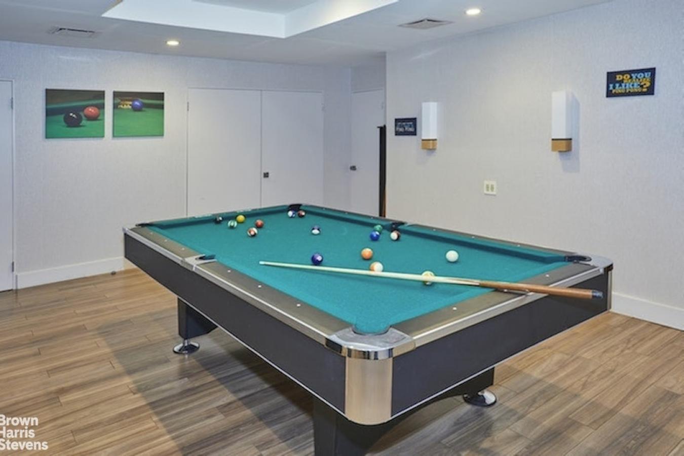 New York, New York, 10017, United States, 2 Bedrooms Bedrooms, ,2 BathroomsBathrooms,Residential,For Sale,2049605