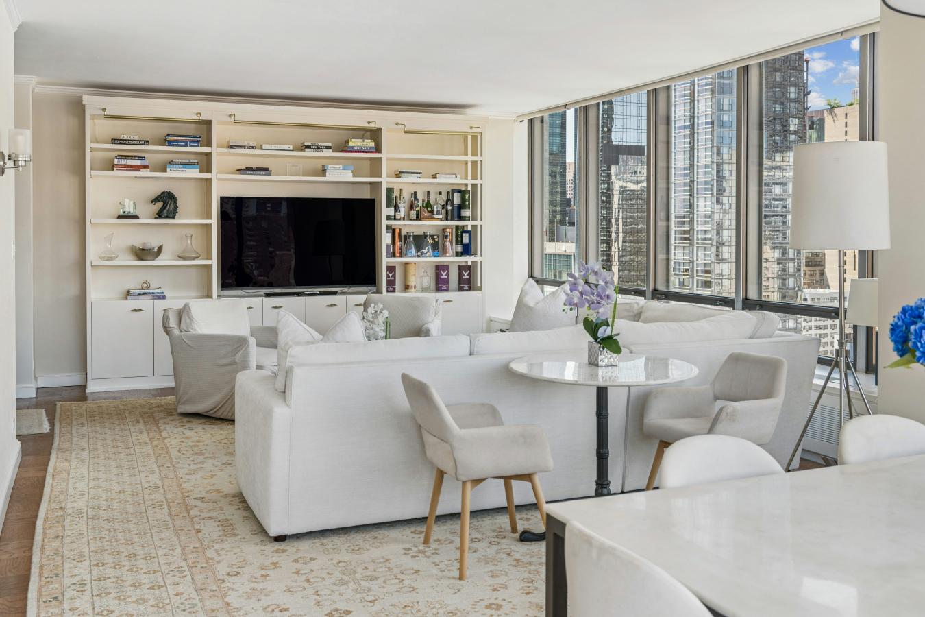 New York, New York, 10017, United States, 2 Bedrooms Bedrooms, ,2 BathroomsBathrooms,Residential,For Sale,2049605