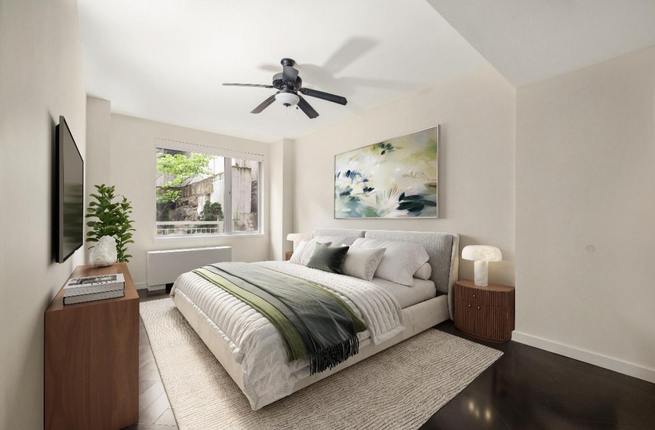 New York, New York, 10036, United States, 2 Bedrooms Bedrooms, ,2 BathroomsBathrooms,Residential,For Sale,2049604