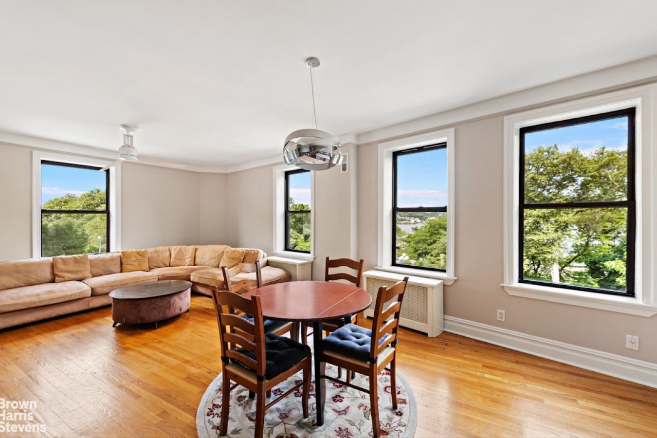 Hamilton Heights, New York, 10031, United States, 4 Bedrooms Bedrooms, ,2 BathroomsBathrooms,Residential,For Sale,2049603