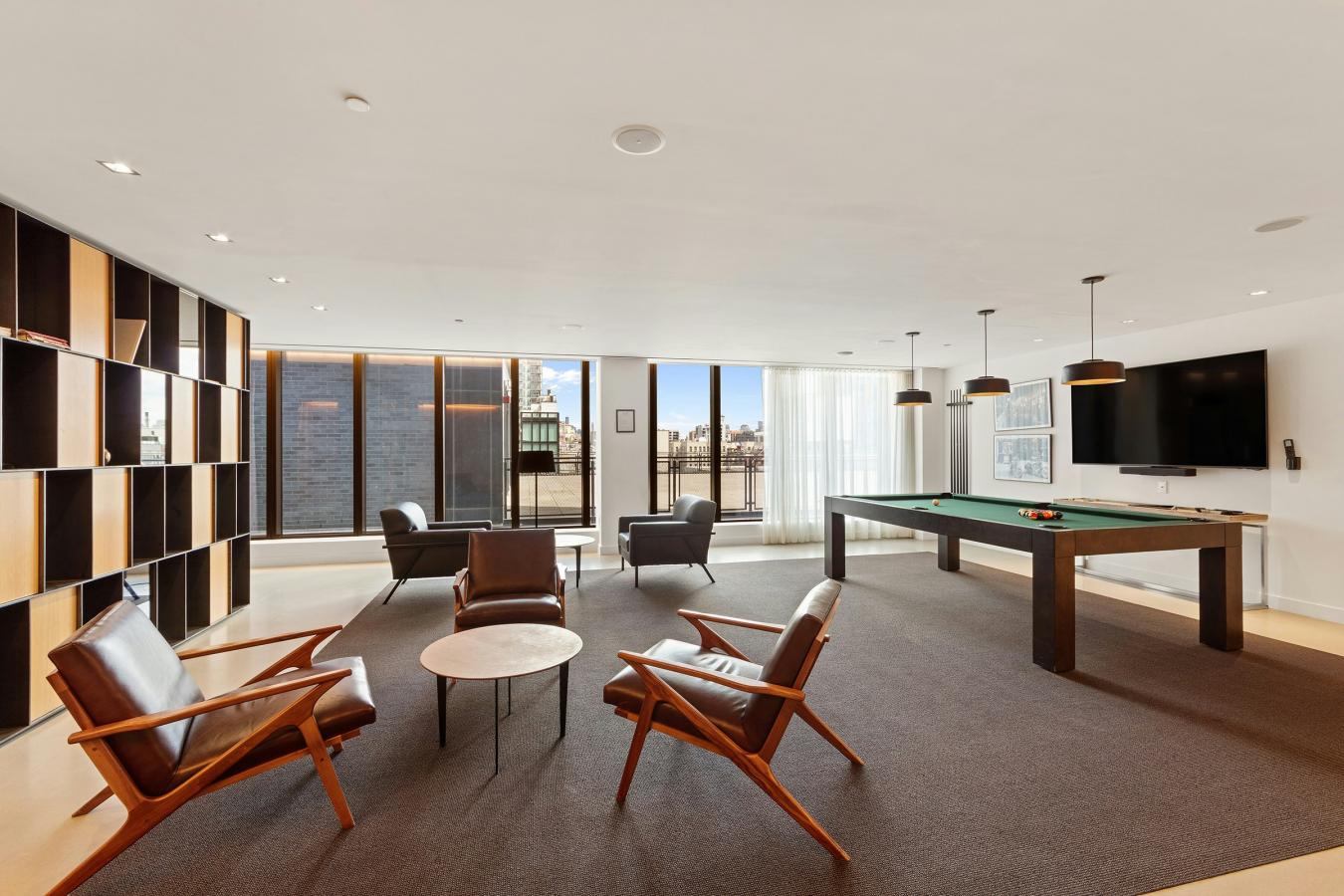 Lower East Side, New York, 10002, United States, 1 Bedroom Bedrooms, ,1 BathroomBathrooms,Residential,For Sale,2049599