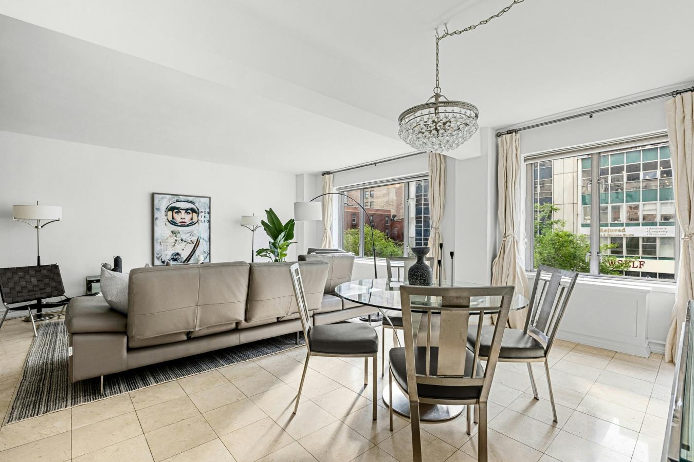 New York, New York, 10022, United States, 2 Bedrooms Bedrooms, ,2 BathroomsBathrooms,Residential,For Sale,2049596