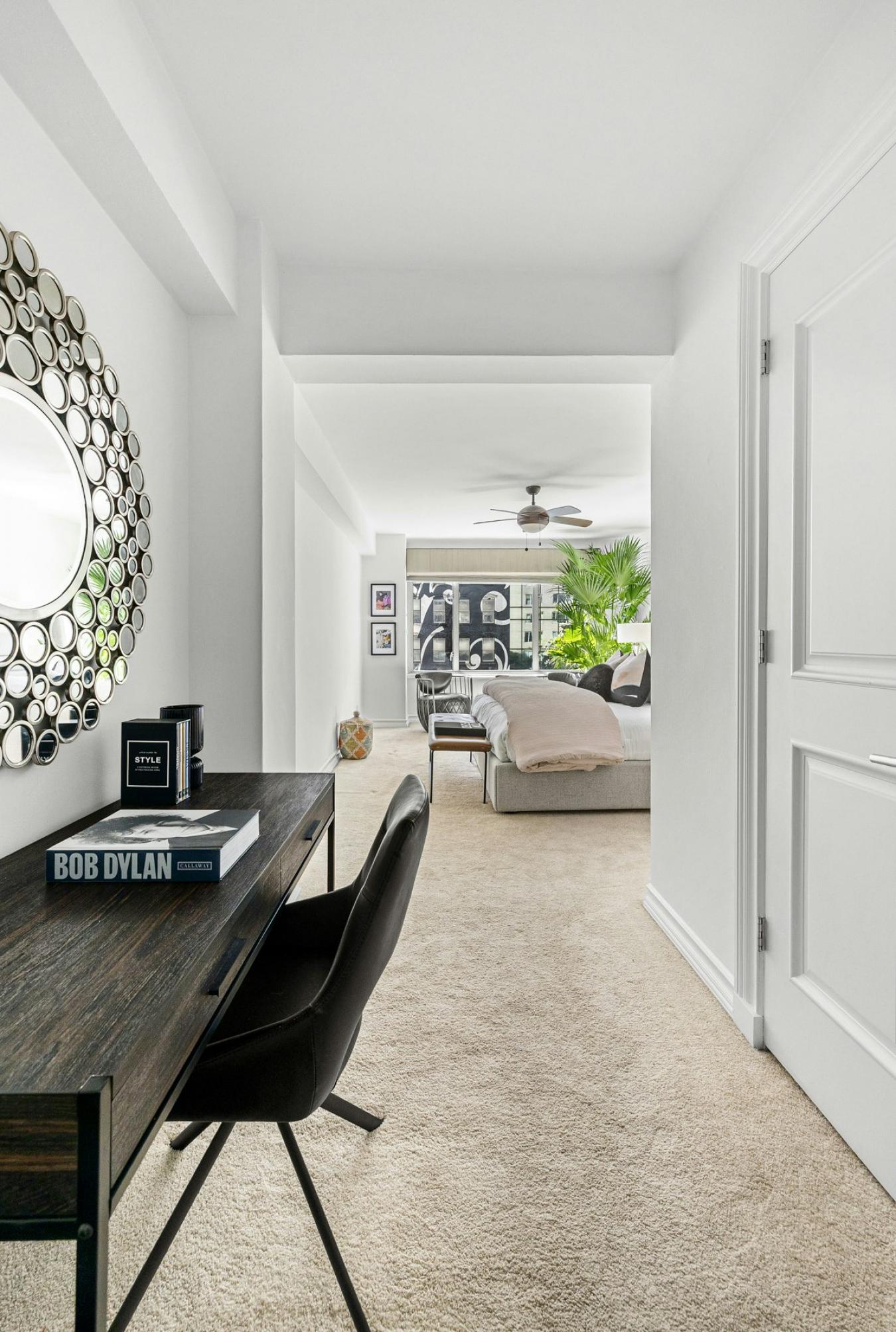 New York, New York, 10022, United States, 2 Bedrooms Bedrooms, ,2 BathroomsBathrooms,Residential,For Sale,2049596
