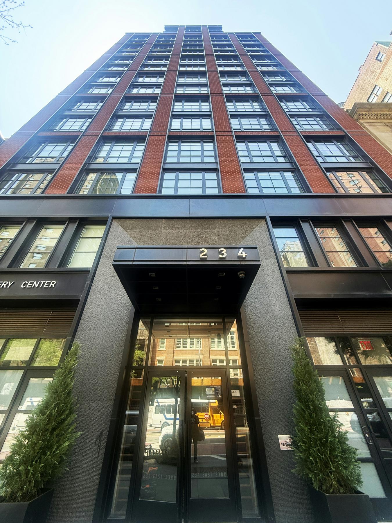 New York, New York, 10010, United States, 1 Bedroom Bedrooms, ,1 BathroomBathrooms,Residential,For Sale,2049594