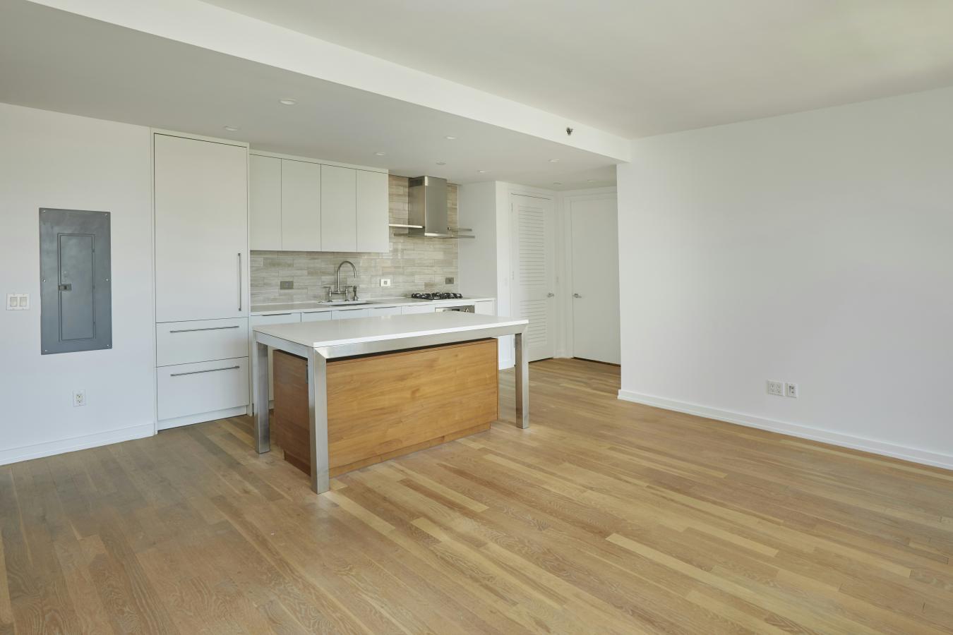 New York, New York, 10010, United States, 1 Bedroom Bedrooms, ,1 BathroomBathrooms,Residential,For Sale,2049594
