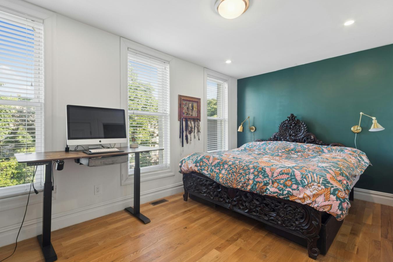 Bushwick, New York, 11221, United States, 4 Bedrooms Bedrooms, ,3 BathroomsBathrooms,Residential,For Sale,2049593