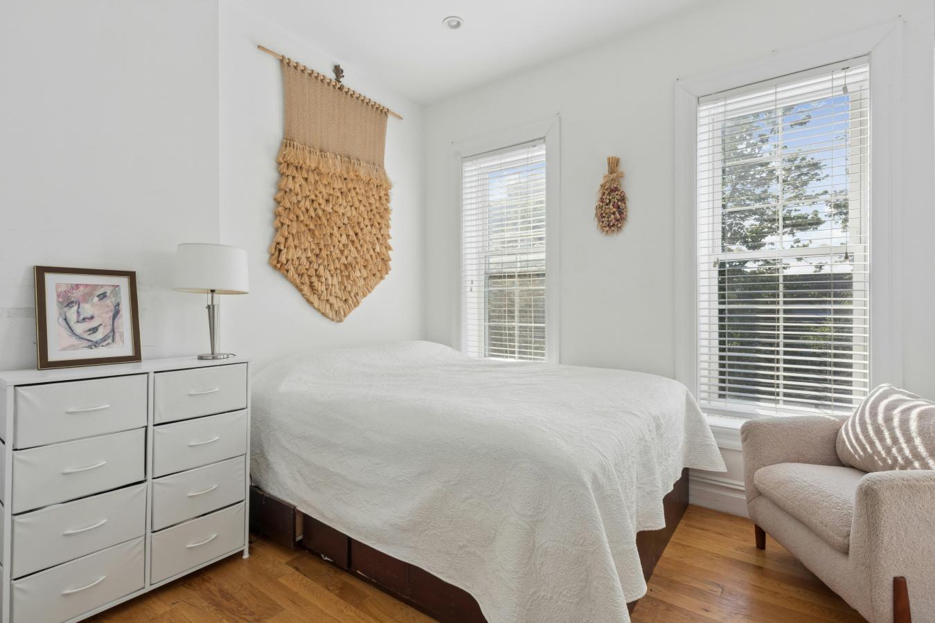 Bushwick, New York, 11221, United States, 4 Bedrooms Bedrooms, ,3 BathroomsBathrooms,Residential,For Sale,2049593