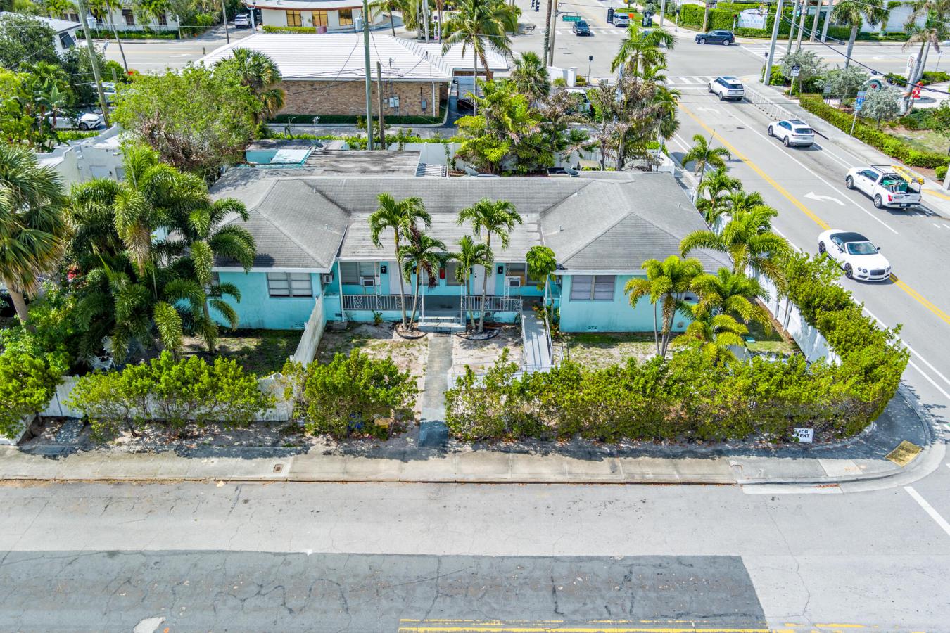 West Palm Beach, Florida, 33405, United States, 5 Bedrooms Bedrooms, ,4 BathroomsBathrooms,Residential,For Sale,2049591
