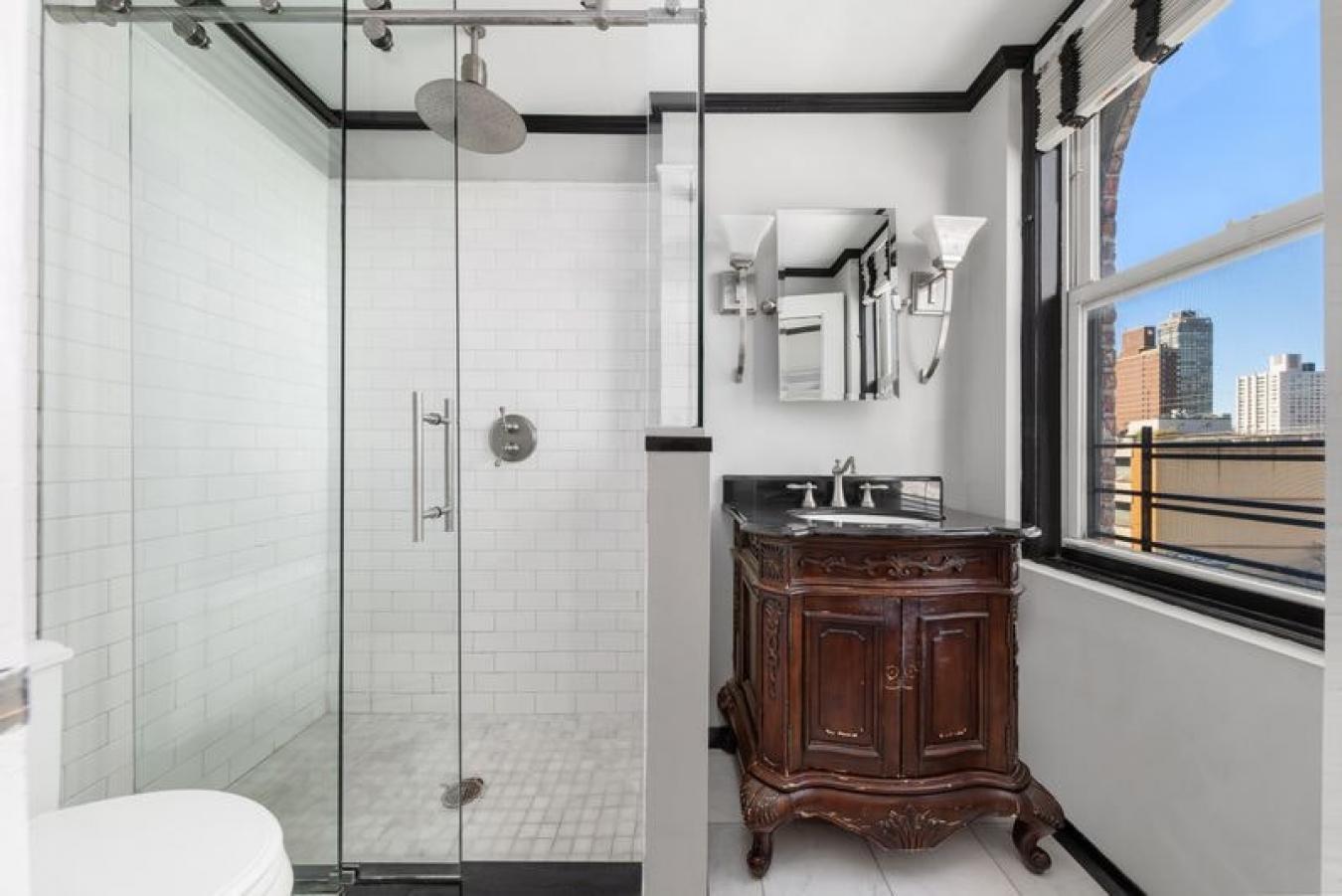 New York, New York, 10022, United States, 2 Bedrooms Bedrooms, ,2 BathroomsBathrooms,Residential,For Sale,2049588