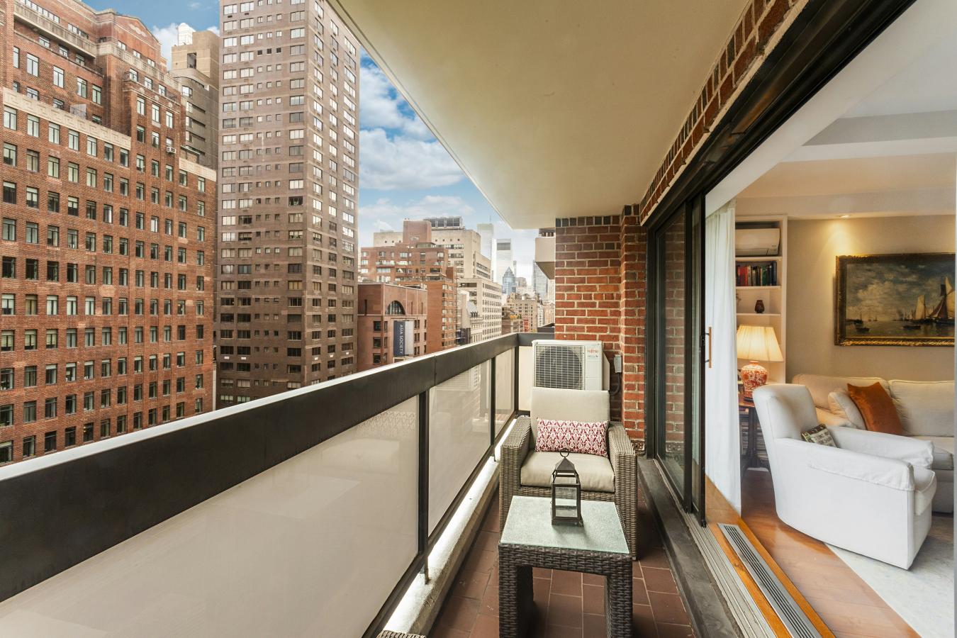 New York, New York, 10021, United States, 1 Bedroom Bedrooms, ,1 BathroomBathrooms,Residential,For Sale,2049586