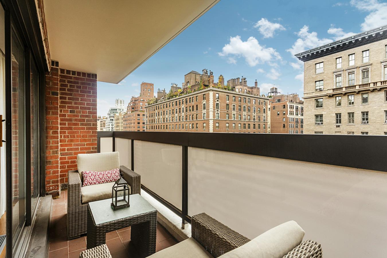 New York, New York, 10021, United States, 1 Bedroom Bedrooms, ,1 BathroomBathrooms,Residential,For Sale,2049586