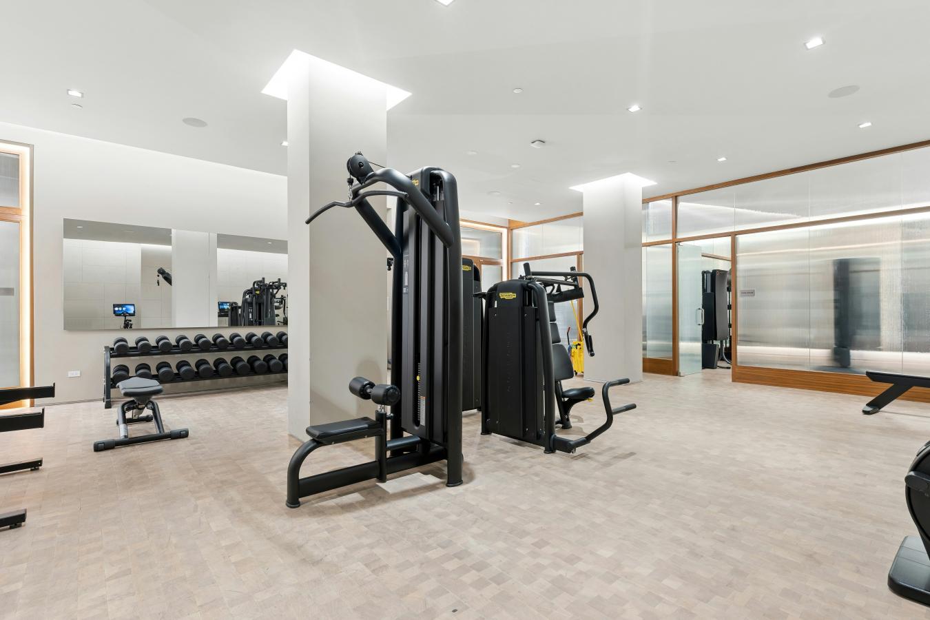 New York, New York, 10019, United States, 1 Bedroom Bedrooms, ,1 BathroomBathrooms,Residential,For Sale,2049585
