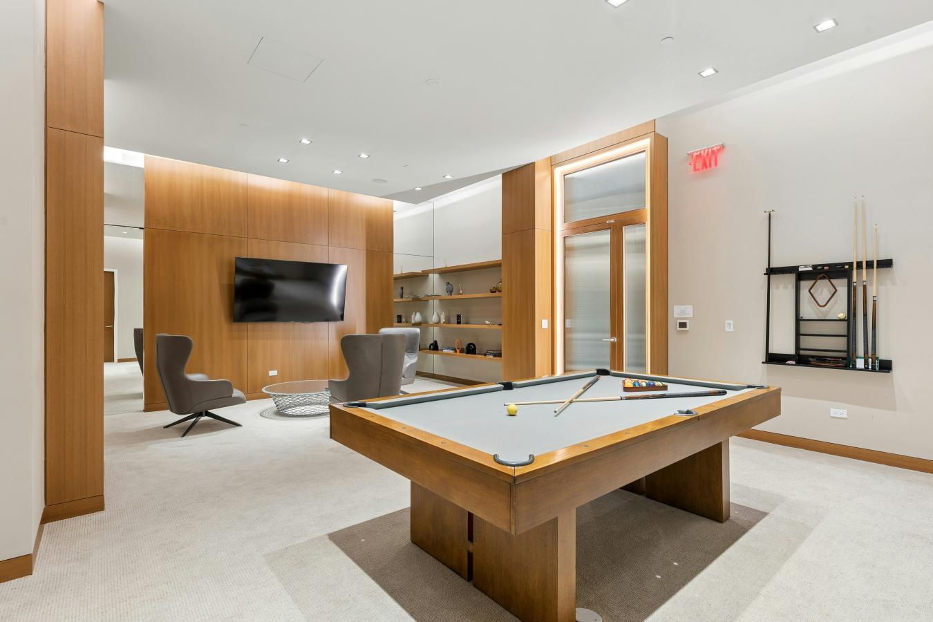 New York, New York, 10019, United States, 1 Bedroom Bedrooms, ,1 BathroomBathrooms,Residential,For Sale,2049585