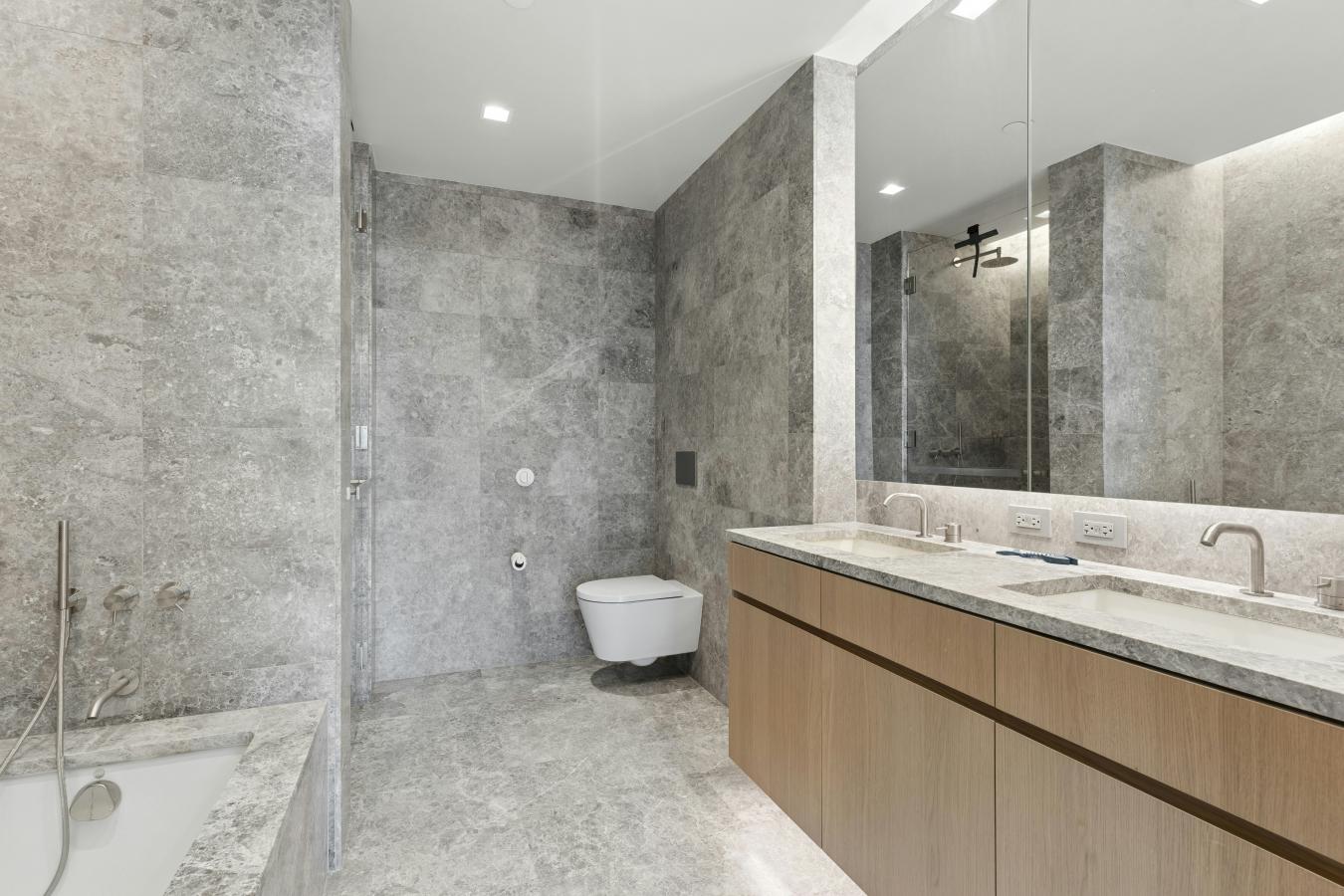 New York, New York, 10019, United States, 1 Bedroom Bedrooms, ,1 BathroomBathrooms,Residential,For Sale,2049585