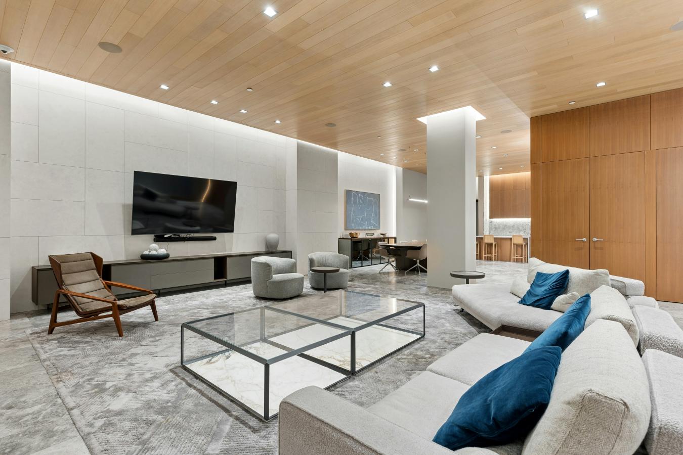 New York, New York, 10019, United States, 1 Bedroom Bedrooms, ,1 BathroomBathrooms,Residential,For Sale,2049585