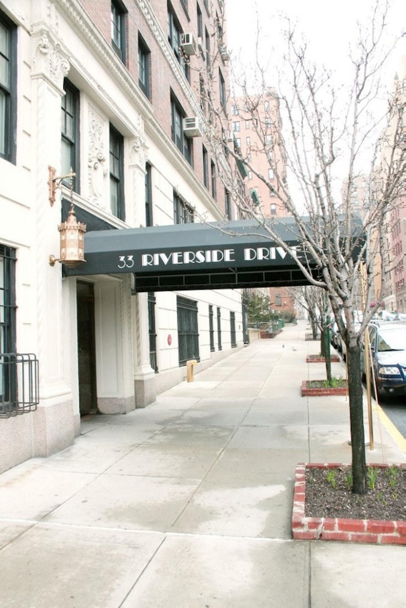New York, New York, 10023, United States, 1 Bedroom Bedrooms, ,1 BathroomBathrooms,Residential,For Sale,2049575