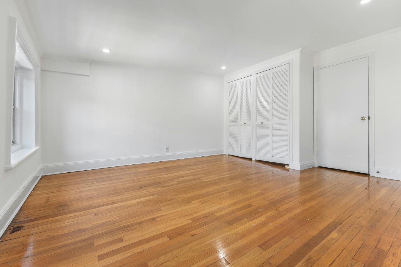 Brooklyn Heights, New York, 11201, United States, 2 Bedrooms Bedrooms, ,1 BathroomBathrooms,Residential,For Sale,2049573