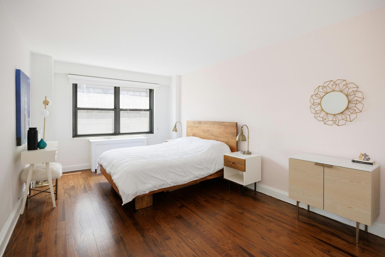 Kips Bay, New York, 10016, United States, 2 Bedrooms Bedrooms, ,1 BathroomBathrooms,Residential,For Sale,2049571