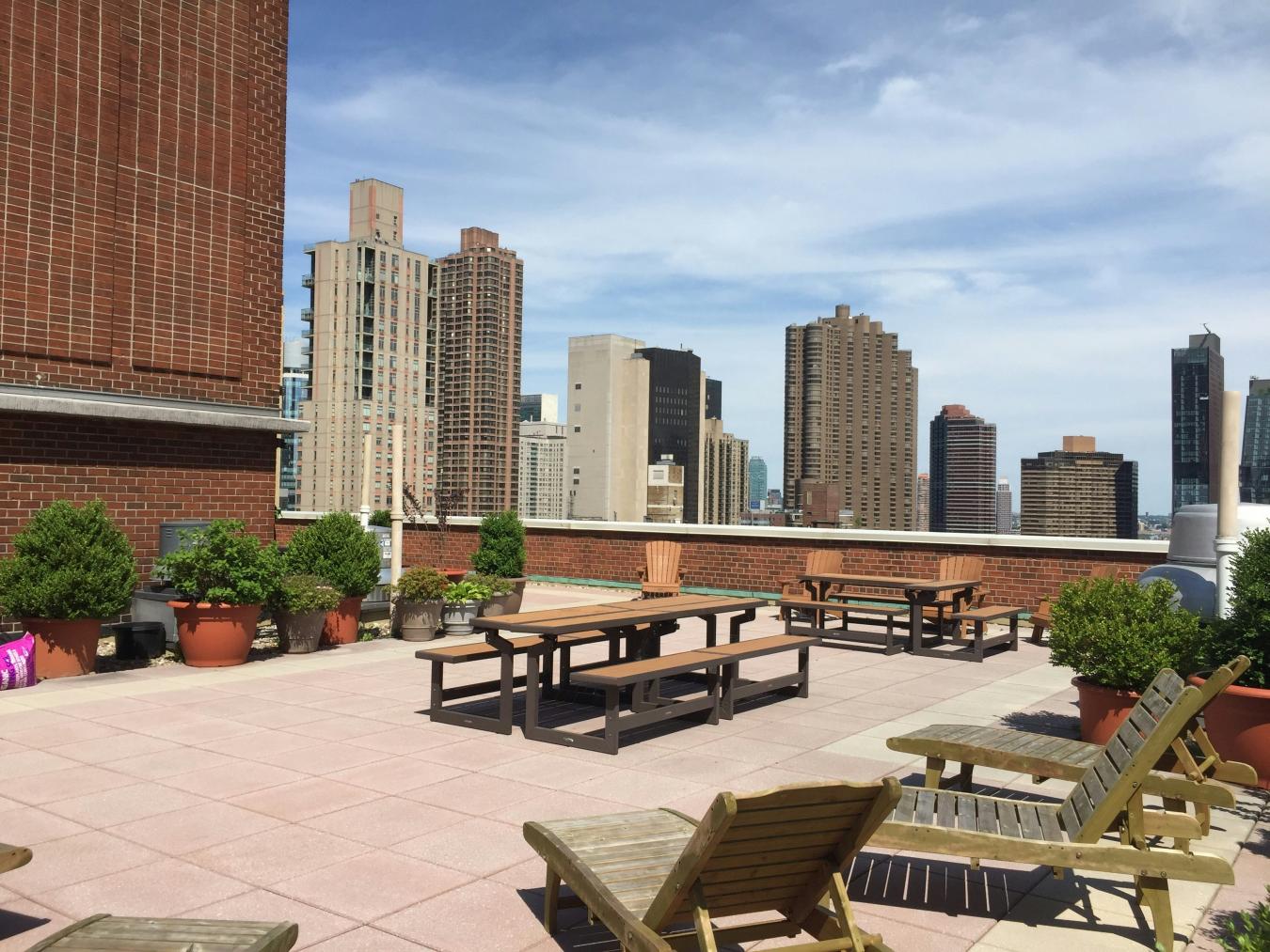 Kips Bay, New York, 10016, United States, 2 Bedrooms Bedrooms, ,1 BathroomBathrooms,Residential,For Sale,2049571