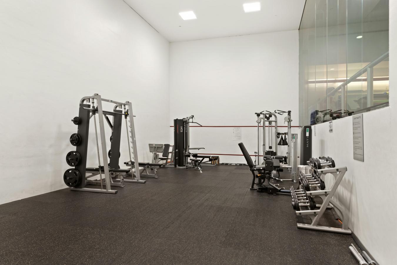 New York, New York, 10023, United States, 1 Bedroom Bedrooms, ,1 BathroomBathrooms,Residential,For Sale,2049570