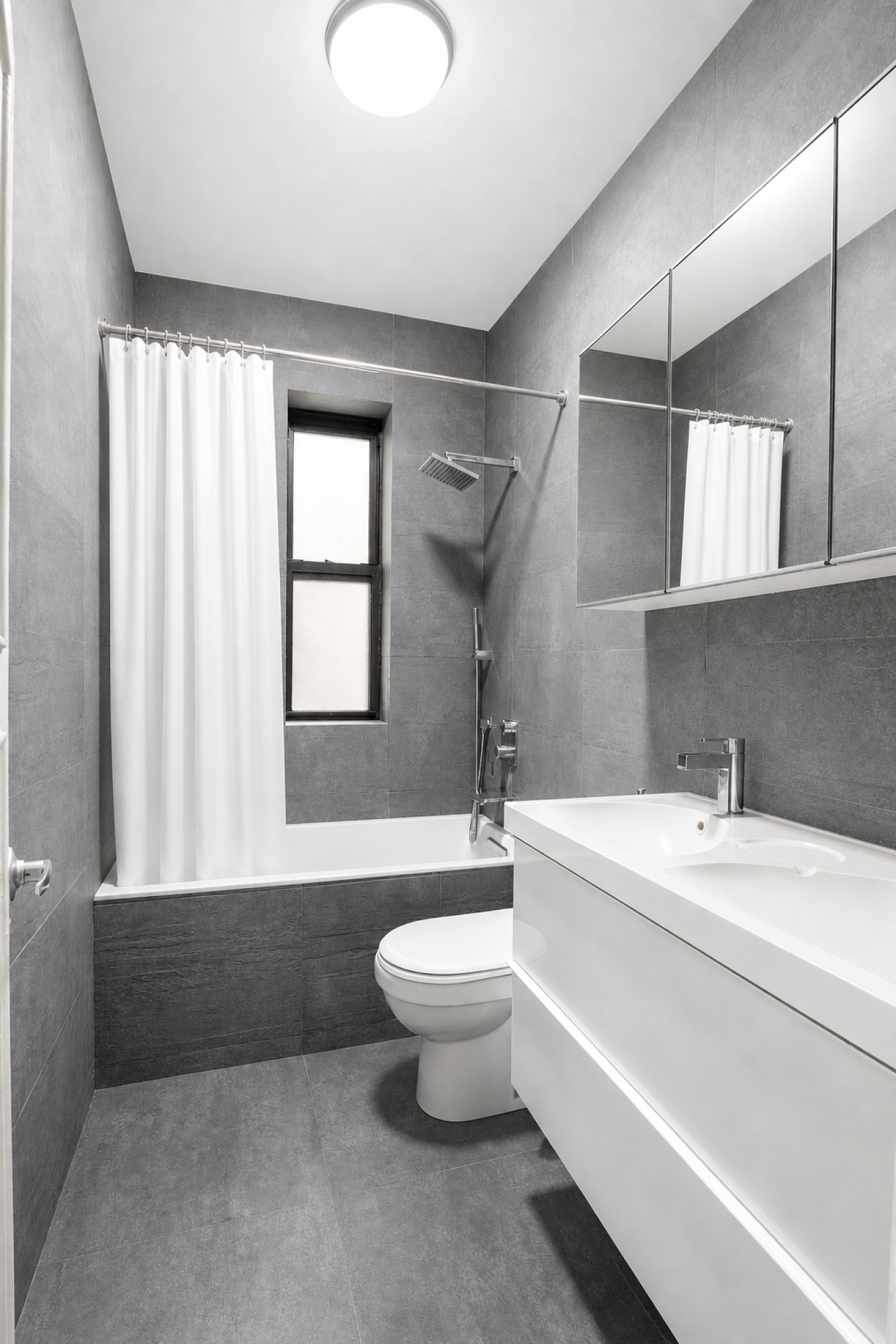 New York, New York, 10025, United States, 3 Bedrooms Bedrooms, ,2 BathroomsBathrooms,Residential,For Sale,2049567