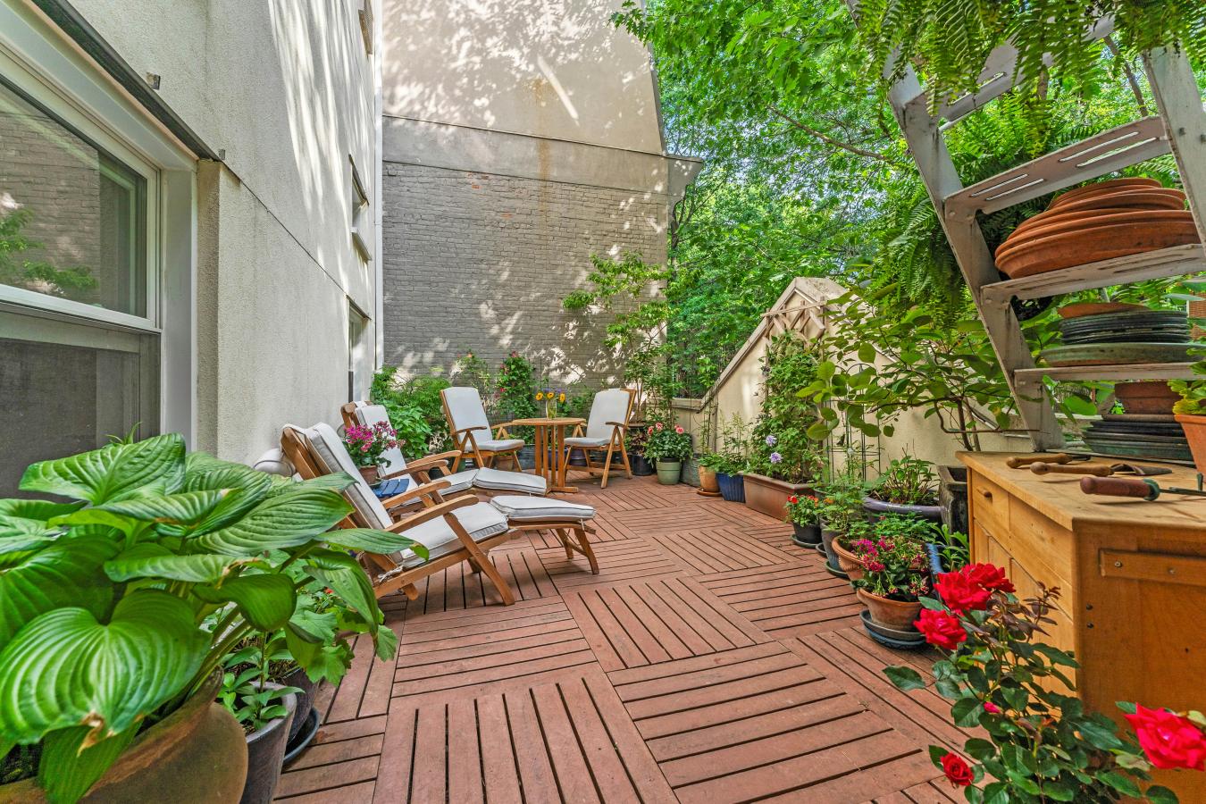 Park Slope, New York, 11215, United States, 2 Bedrooms Bedrooms, ,1 BathroomBathrooms,Residential,For Sale,2049566