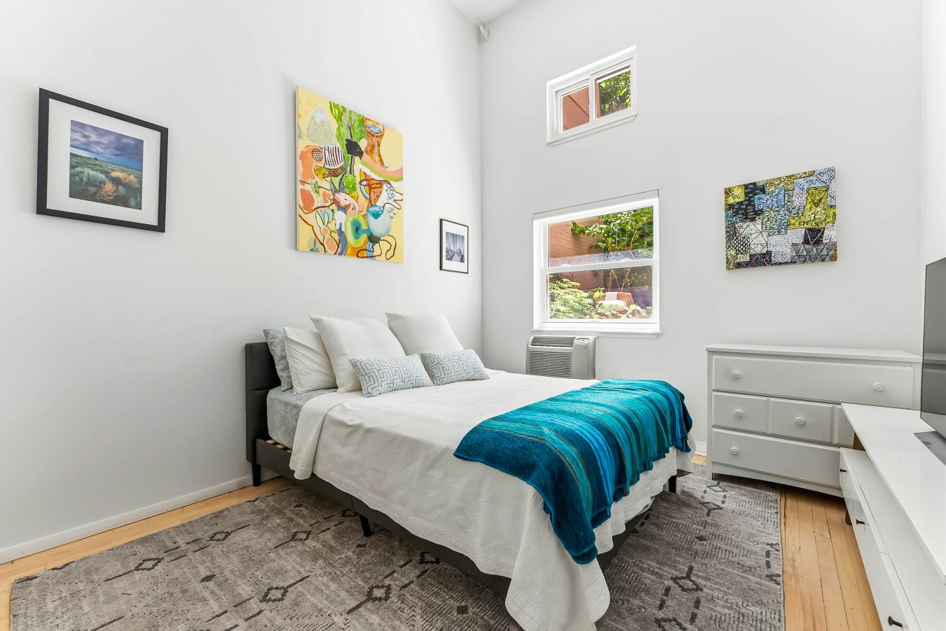 Park Slope, New York, 11215, United States, 2 Bedrooms Bedrooms, ,1 BathroomBathrooms,Residential,For Sale,2049566