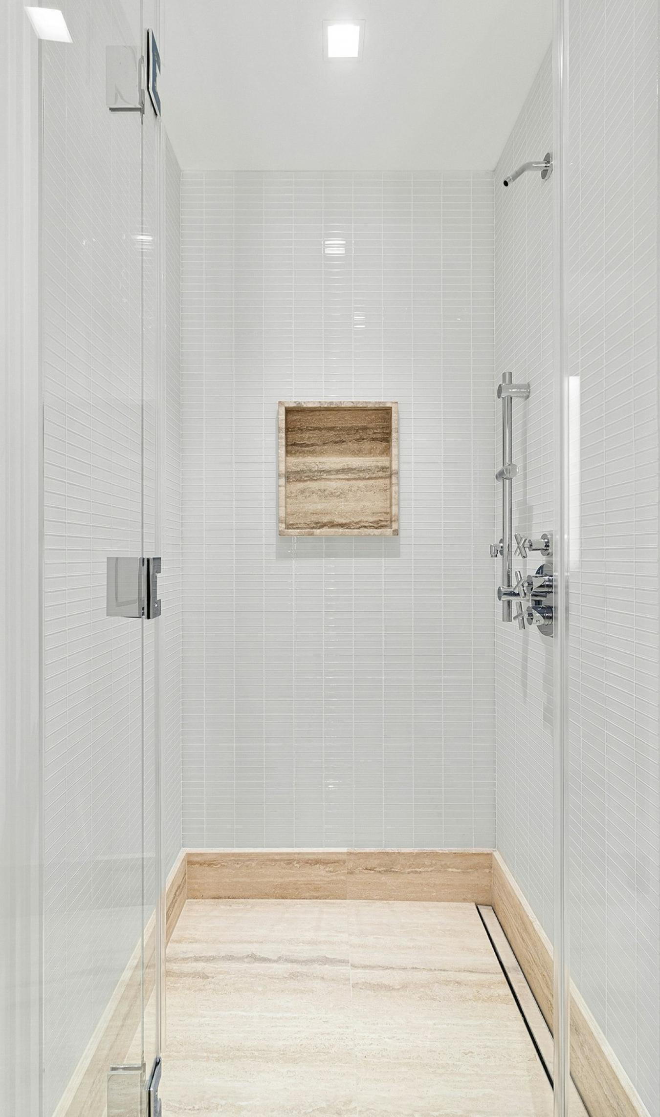 Financial District, New York, 10004, United States, ,1 BathroomBathrooms,Residential,For Sale,2049562