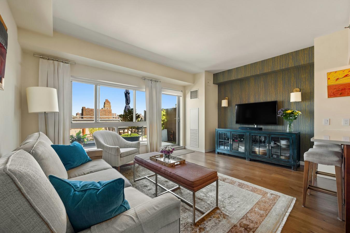 Harlem, New York, 10027, United States, 2 Bedrooms Bedrooms, ,2 BathroomsBathrooms,Residential,For Sale,2049560
