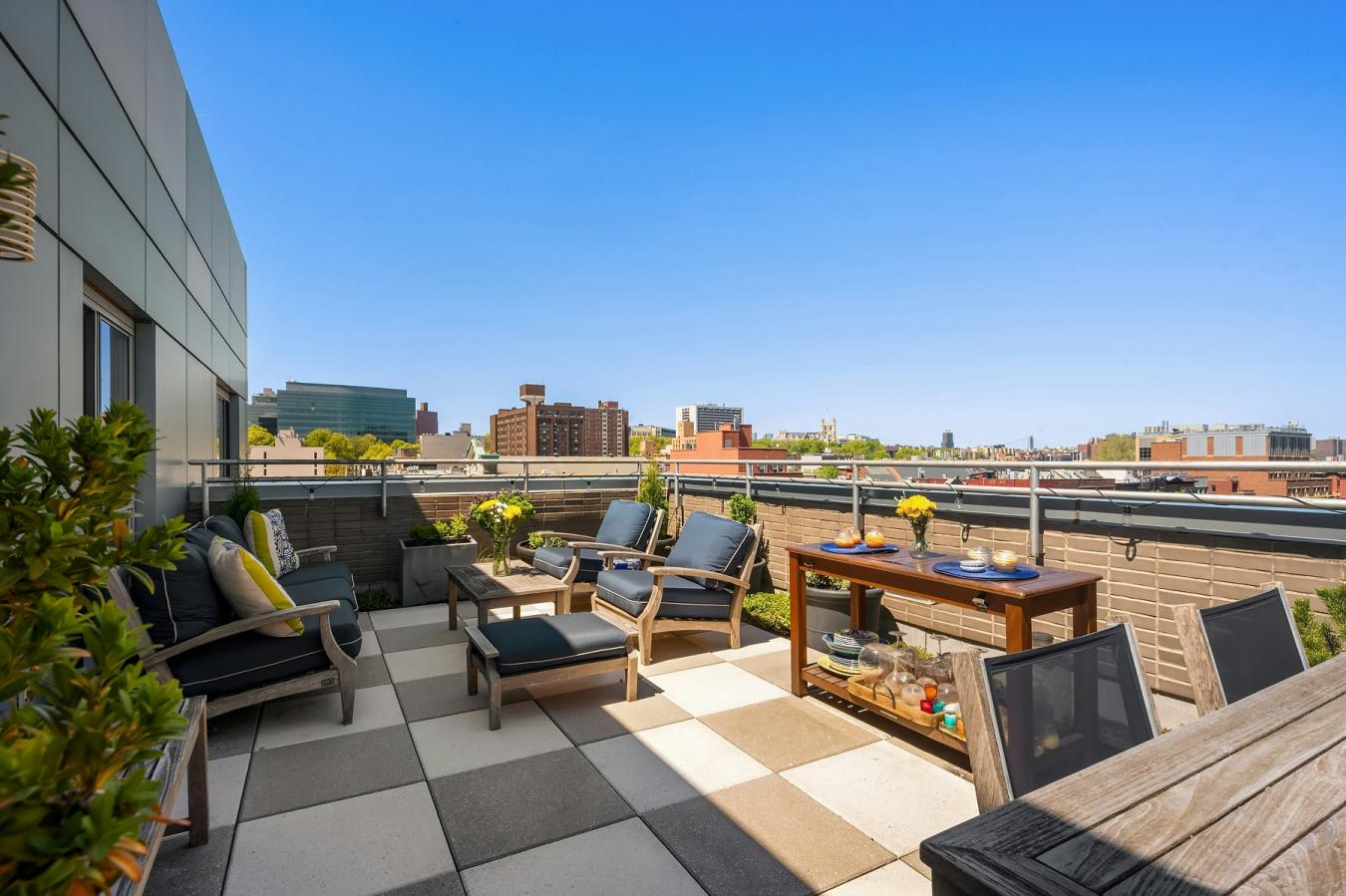 Harlem, New York, 10027, United States, 2 Bedrooms Bedrooms, ,2 BathroomsBathrooms,Residential,For Sale,2049560