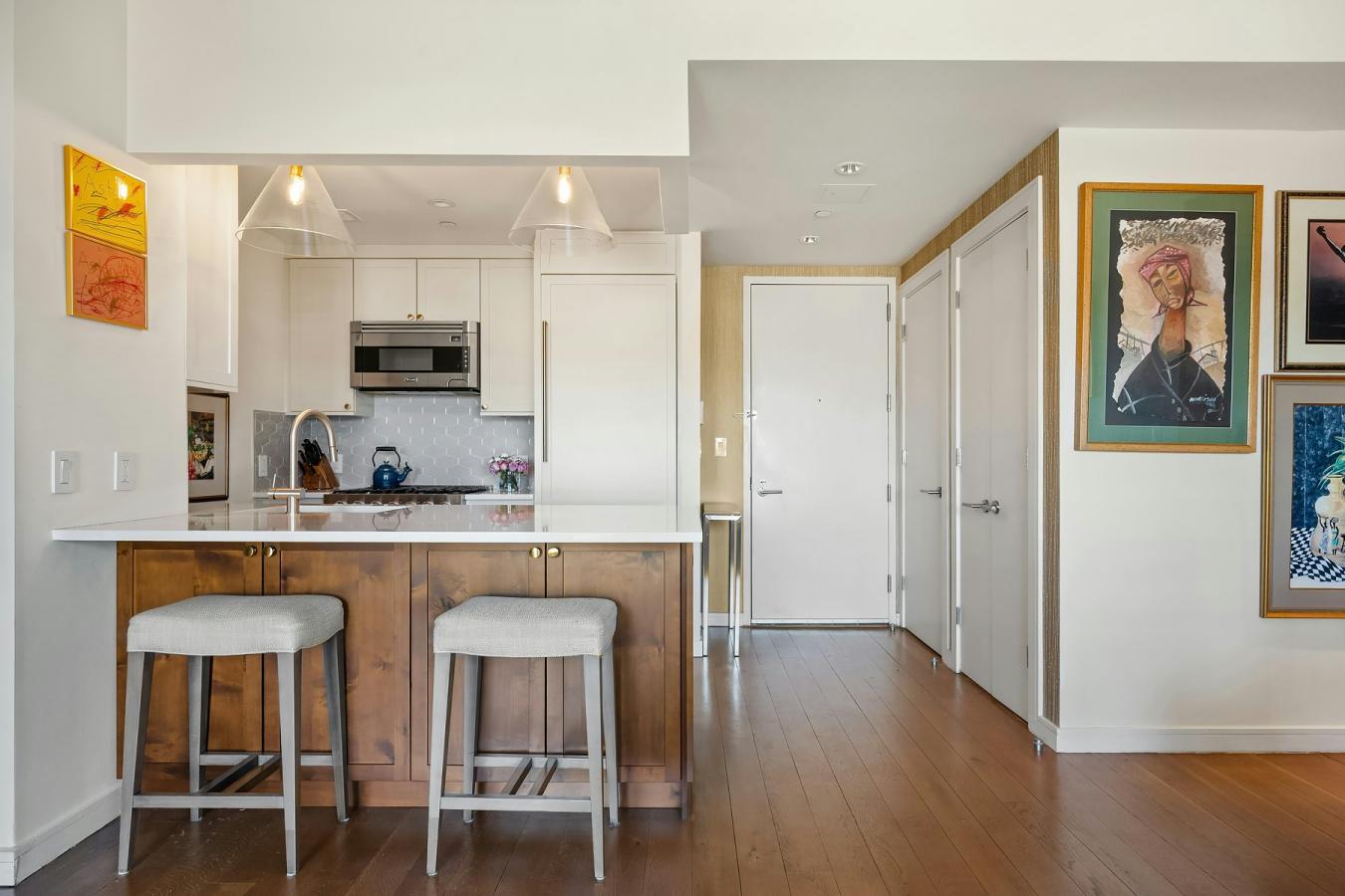 Harlem, New York, 10027, United States, 2 Bedrooms Bedrooms, ,2 BathroomsBathrooms,Residential,For Sale,2049560