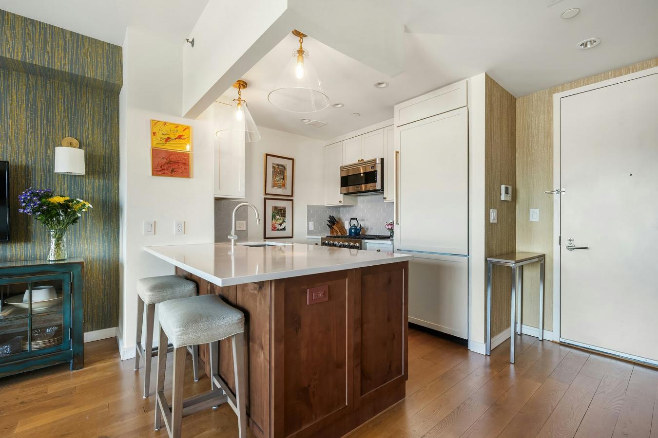 Harlem, New York, 10027, United States, 2 Bedrooms Bedrooms, ,2 BathroomsBathrooms,Residential,For Sale,2049560