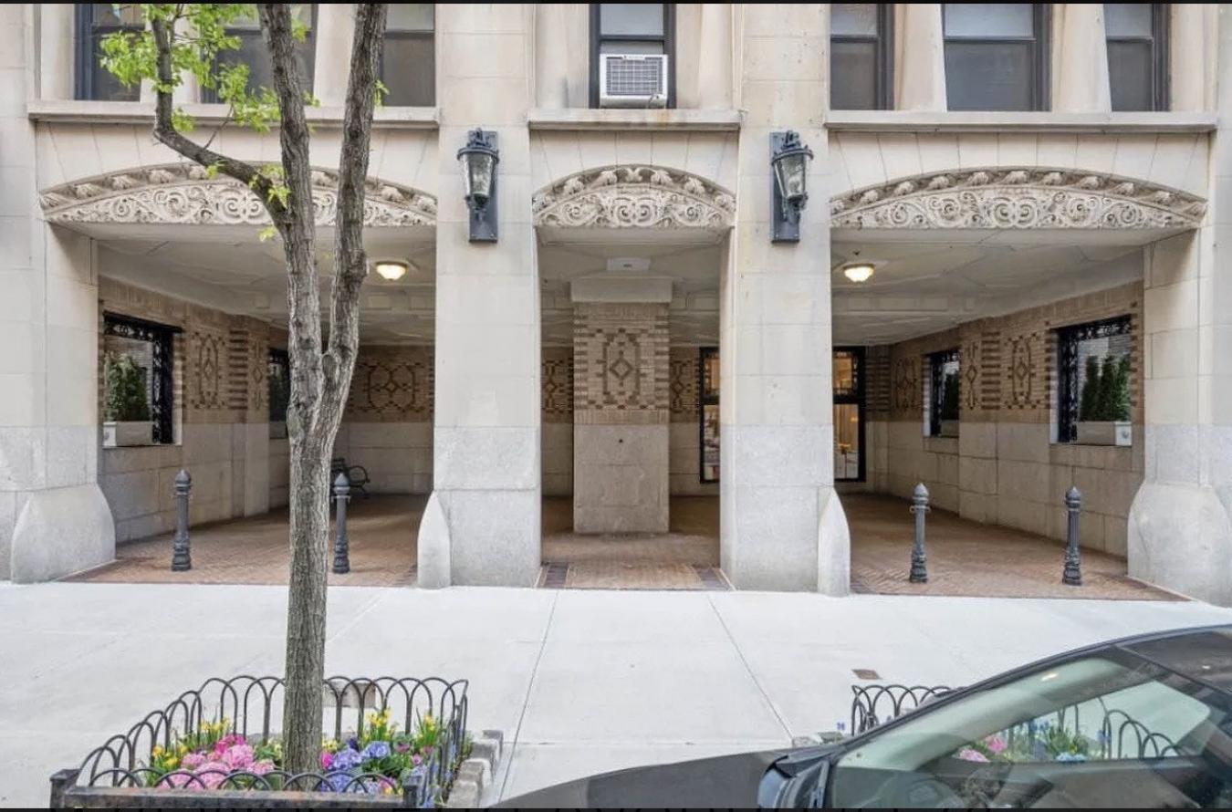 New York, New York, 10025, United States, 1 Bedroom Bedrooms, ,1 BathroomBathrooms,Residential,For Sale,2049561