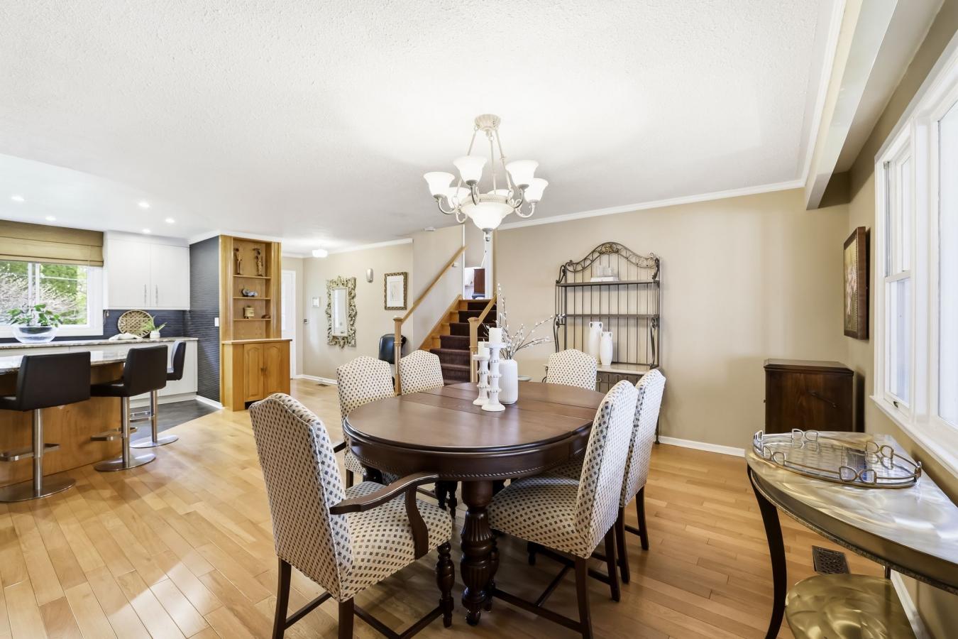 Cobourg, ON, K9A2C6, Canada, 2 Bedrooms Bedrooms, ,2 BathroomsBathrooms,Residential,For Sale,2049555