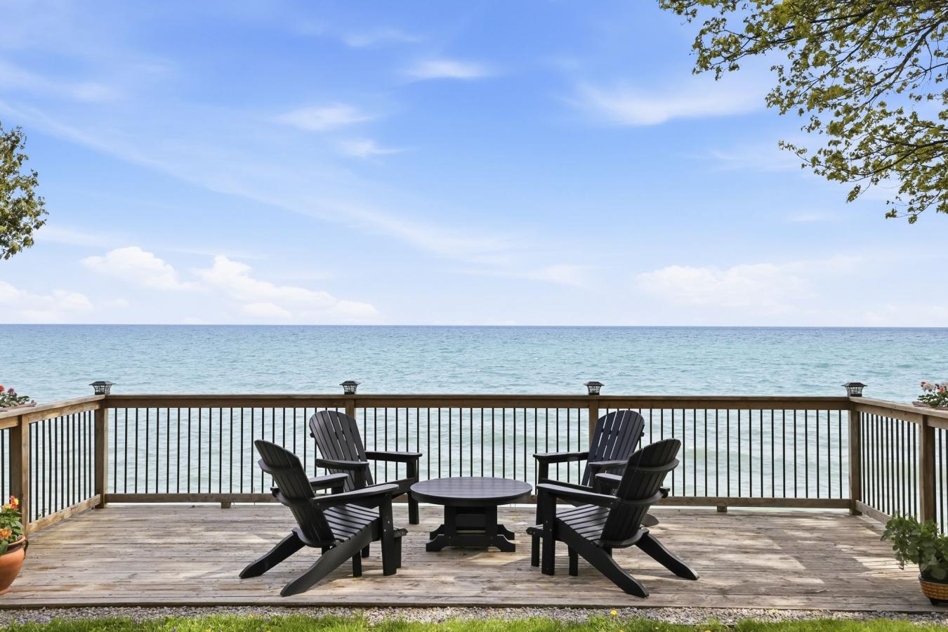 Cobourg, ON, K9A2C6, Canada, 2 Bedrooms Bedrooms, ,2 BathroomsBathrooms,Residential,For Sale,2049555