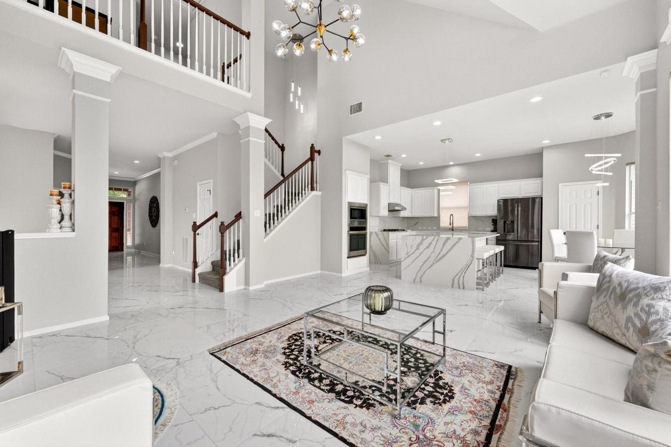 Austin, Travis, 78732, United States, 3 Bedrooms Bedrooms, ,2 BathroomsBathrooms,Residential,For Sale,2049554