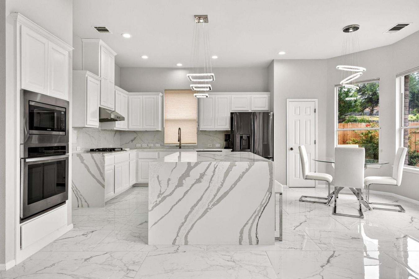 Austin, Travis, 78732, United States, 3 Bedrooms Bedrooms, ,2 BathroomsBathrooms,Residential,For Sale,2049554