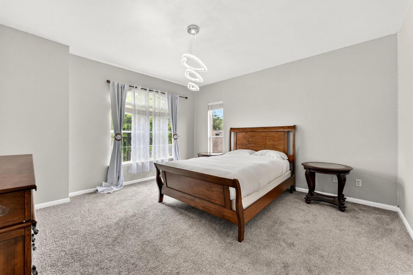 Austin, Travis, 78732, United States, 3 Bedrooms Bedrooms, ,2 BathroomsBathrooms,Residential,For Sale,2049554