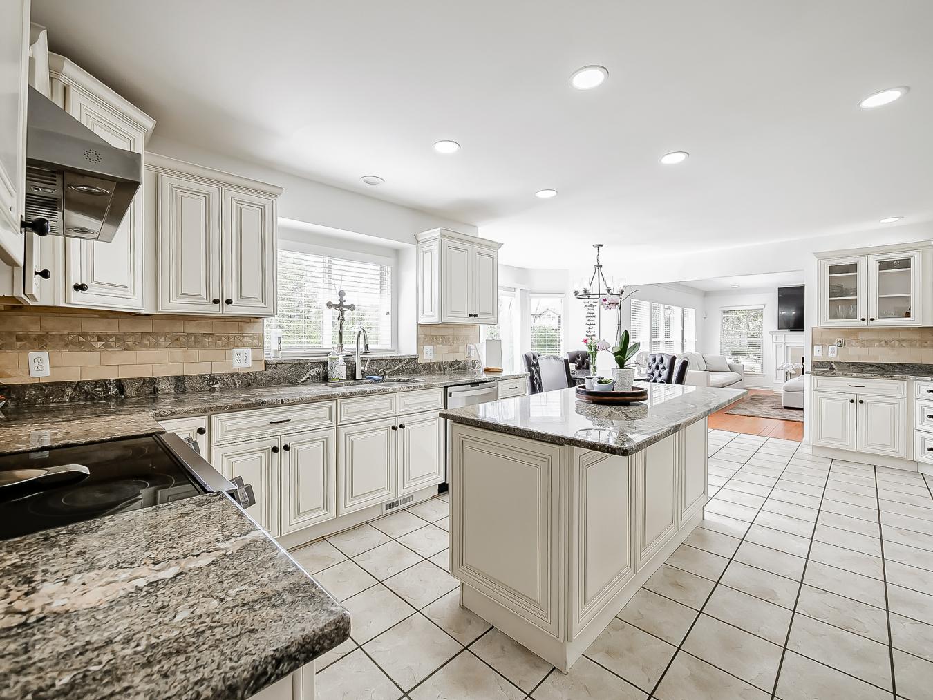 Commerce Twp, Oakland, 48382-5138, United States, 4 Bedrooms Bedrooms, ,2 BathroomsBathrooms,Residential,For Sale,2049553