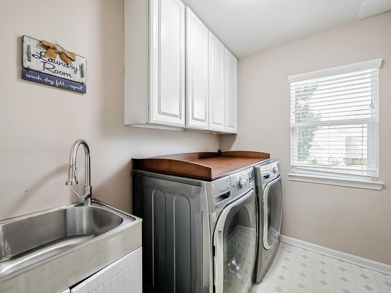 Commerce Twp, Oakland, 48382-5138, United States, 4 Bedrooms Bedrooms, ,2 BathroomsBathrooms,Residential,For Sale,2049553