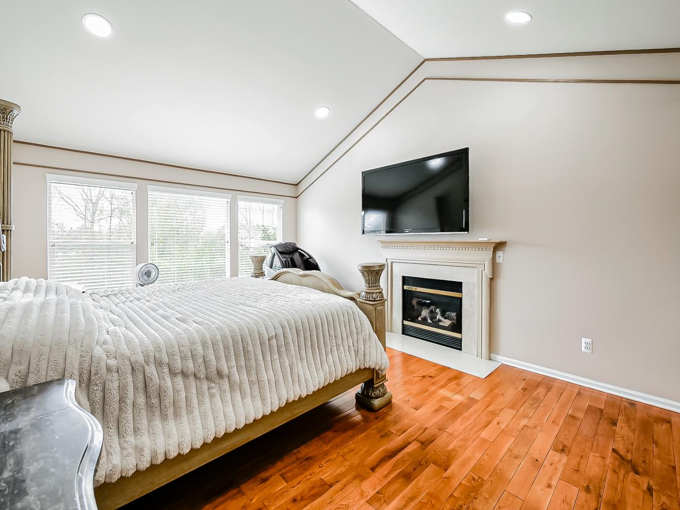 Commerce Twp, Oakland, 48382-5138, United States, 4 Bedrooms Bedrooms, ,2 BathroomsBathrooms,Residential,For Sale,2049553