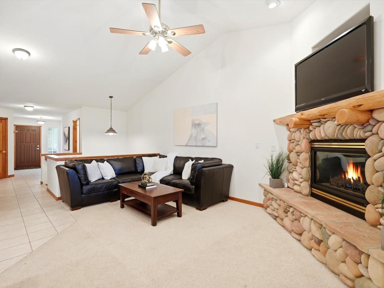 Dillon, Summit, 80435, United States, 3 Bedrooms Bedrooms, ,Residential,For Sale,2049550