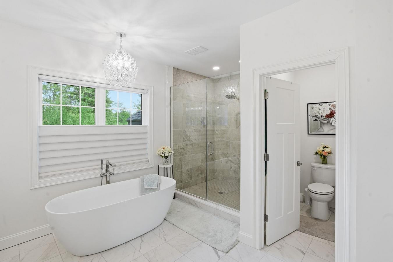 Chester, NH-Rockingham, 03036, United States, 3 Bedrooms Bedrooms, ,4 BathroomsBathrooms,Residential,For Sale,2049547
